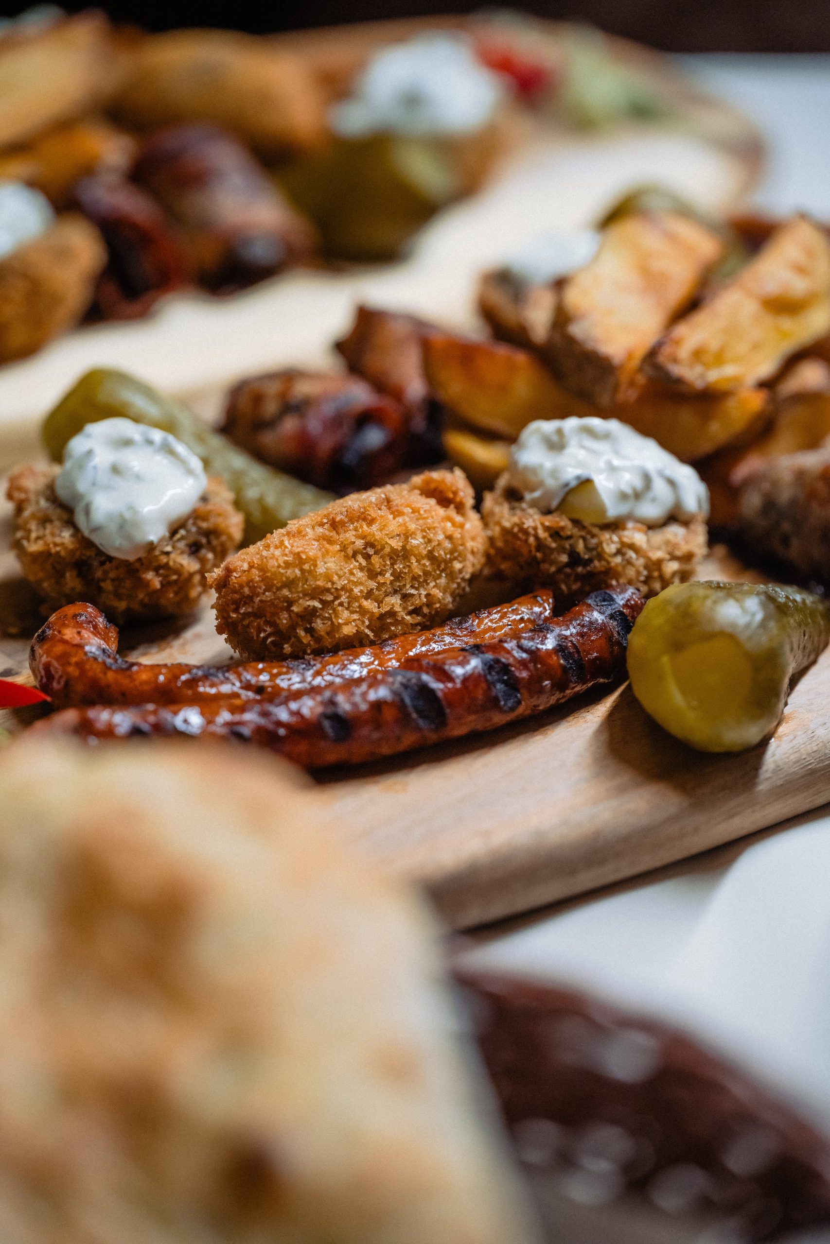 Platou Grădina Povernei - Restaurant Victoriei, București