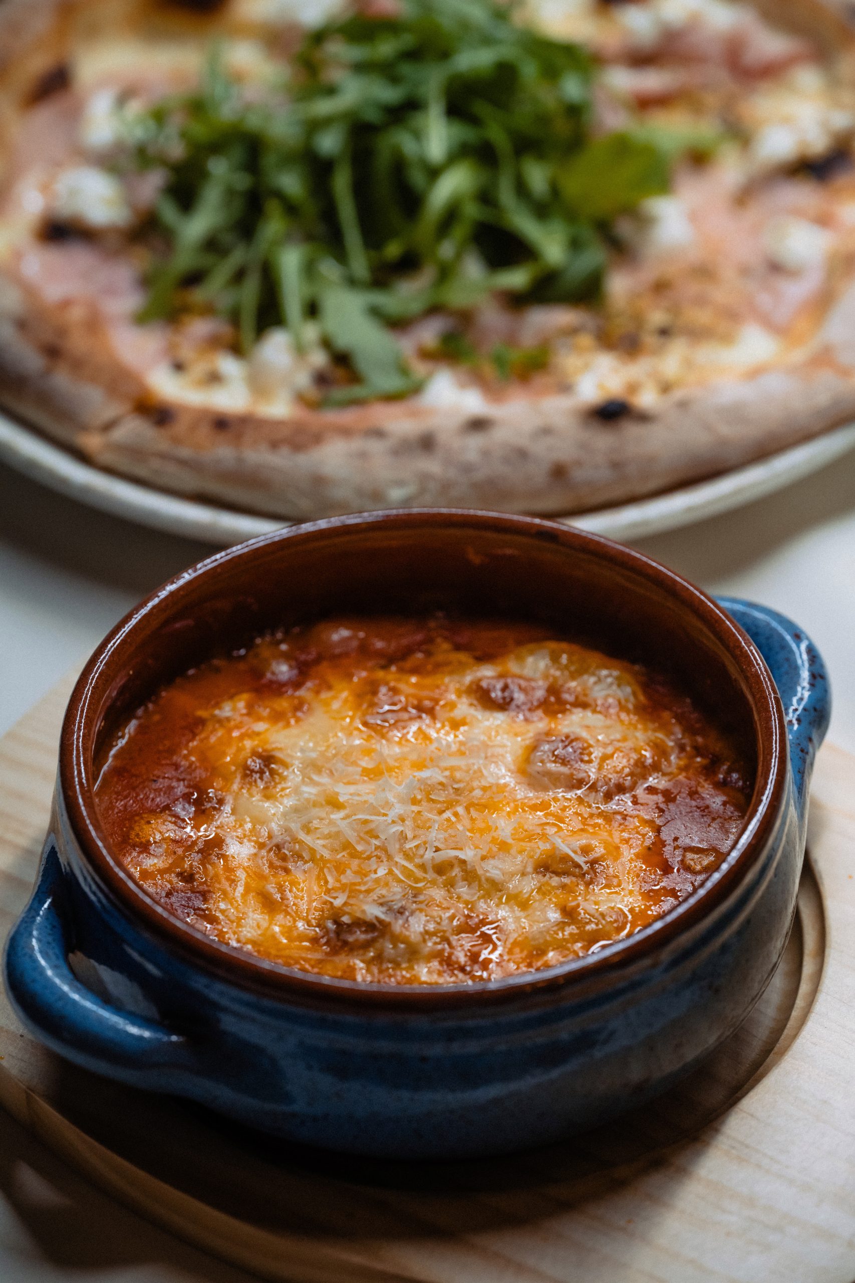 Preparate mâncare Grădina Povernei - Restaurant Victoriei, București